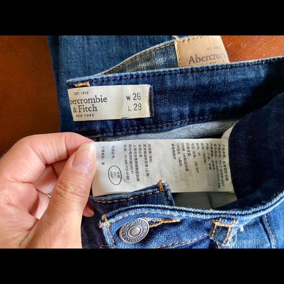 Abercrombie & Fitch destroyed skinny jeans - Picture 6 of 6